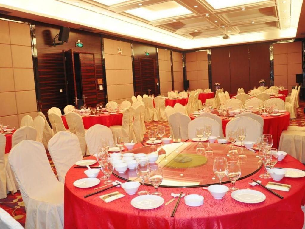 Royal Duke Cherrabah Hotel Zhongshan Zhongshan  Eksteriør bilde