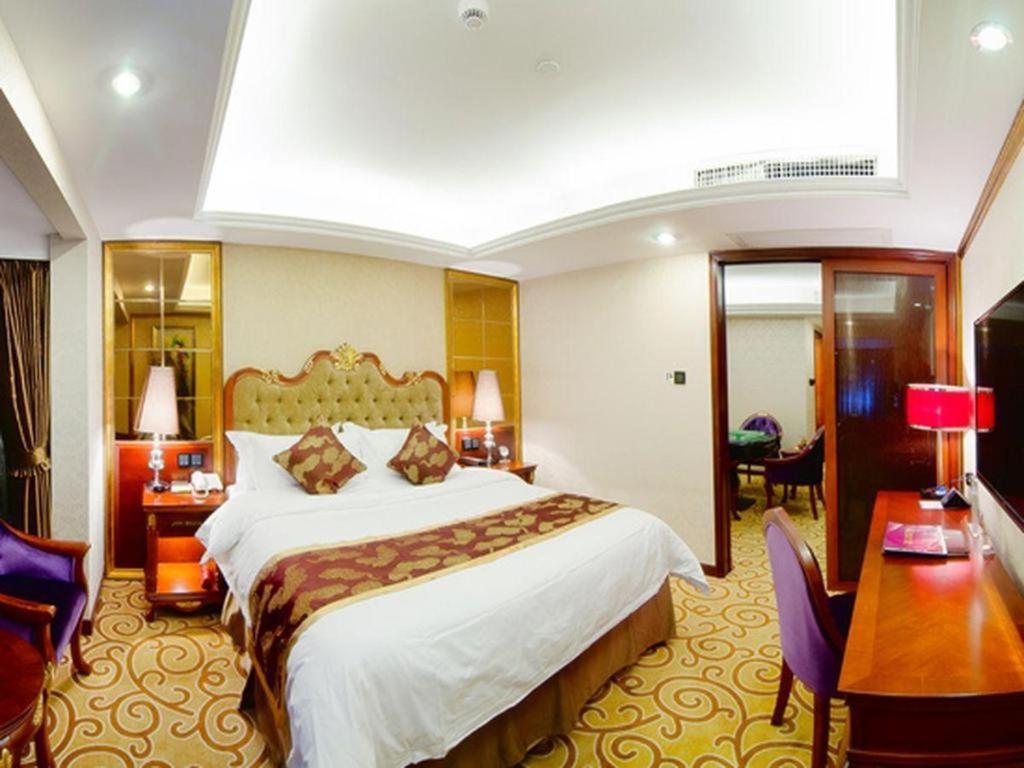 Royal Duke Cherrabah Hotel Zhongshan Zhongshan  Eksteriør bilde