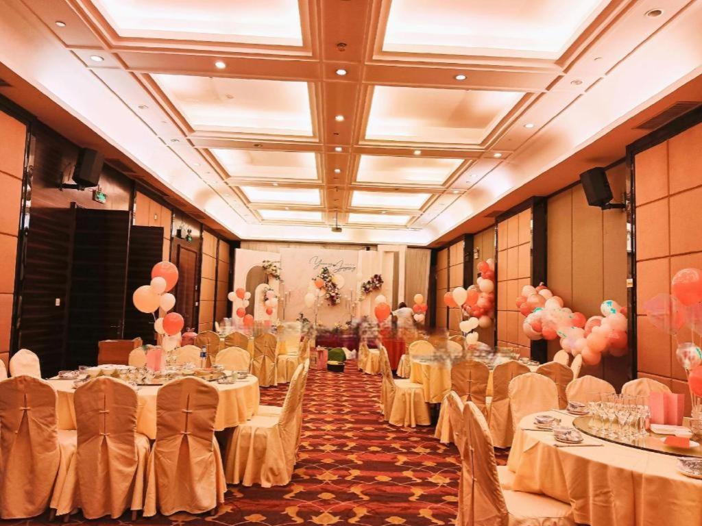 Royal Duke Cherrabah Hotel Zhongshan Zhongshan  Eksteriør bilde